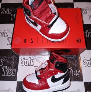 🚫SOLD🚫Baby Nike Air Jordan 1 High OG TD Satin Snake Chicago